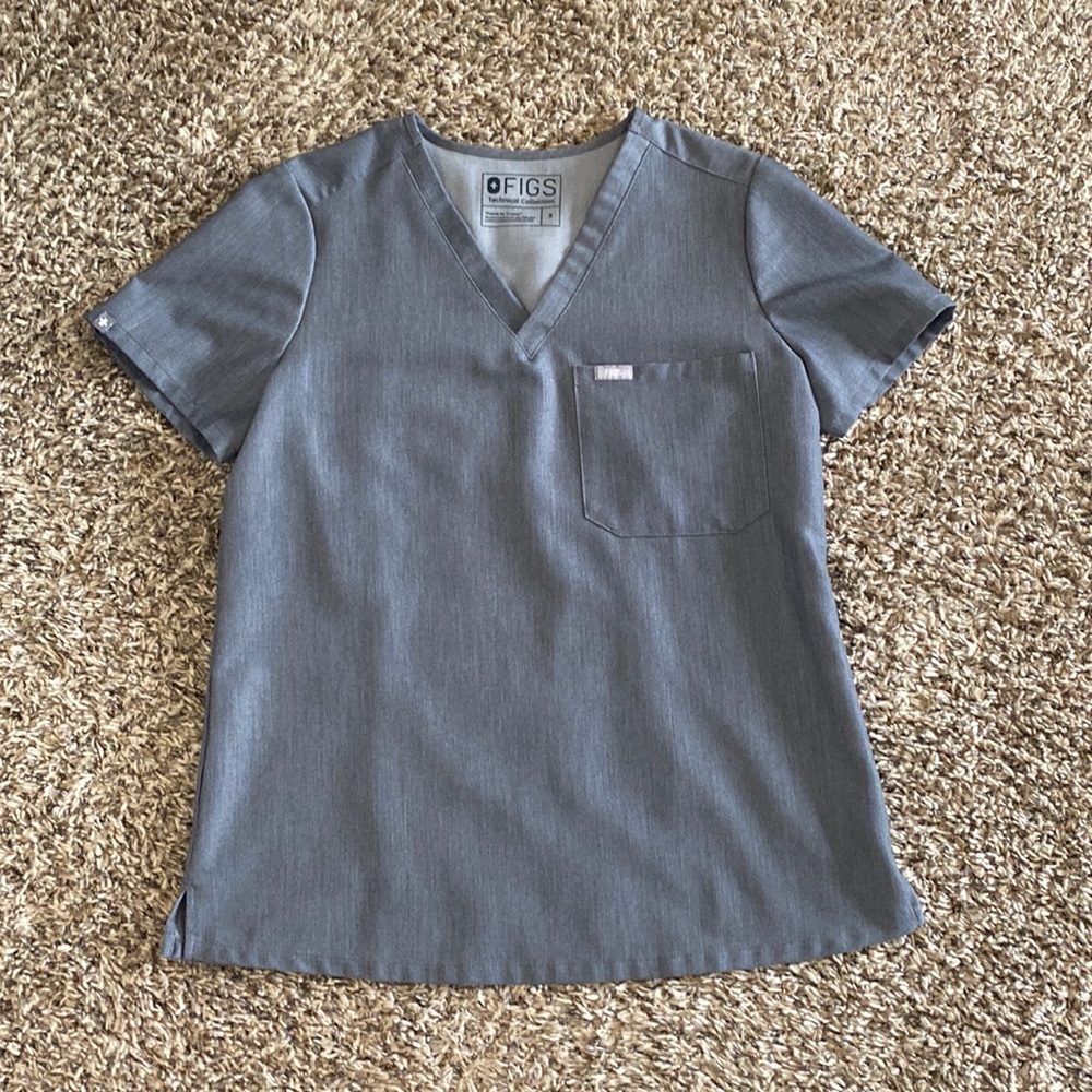 Figs Classic Graphite Gray Catarina™ One-Pocket Scrub Top